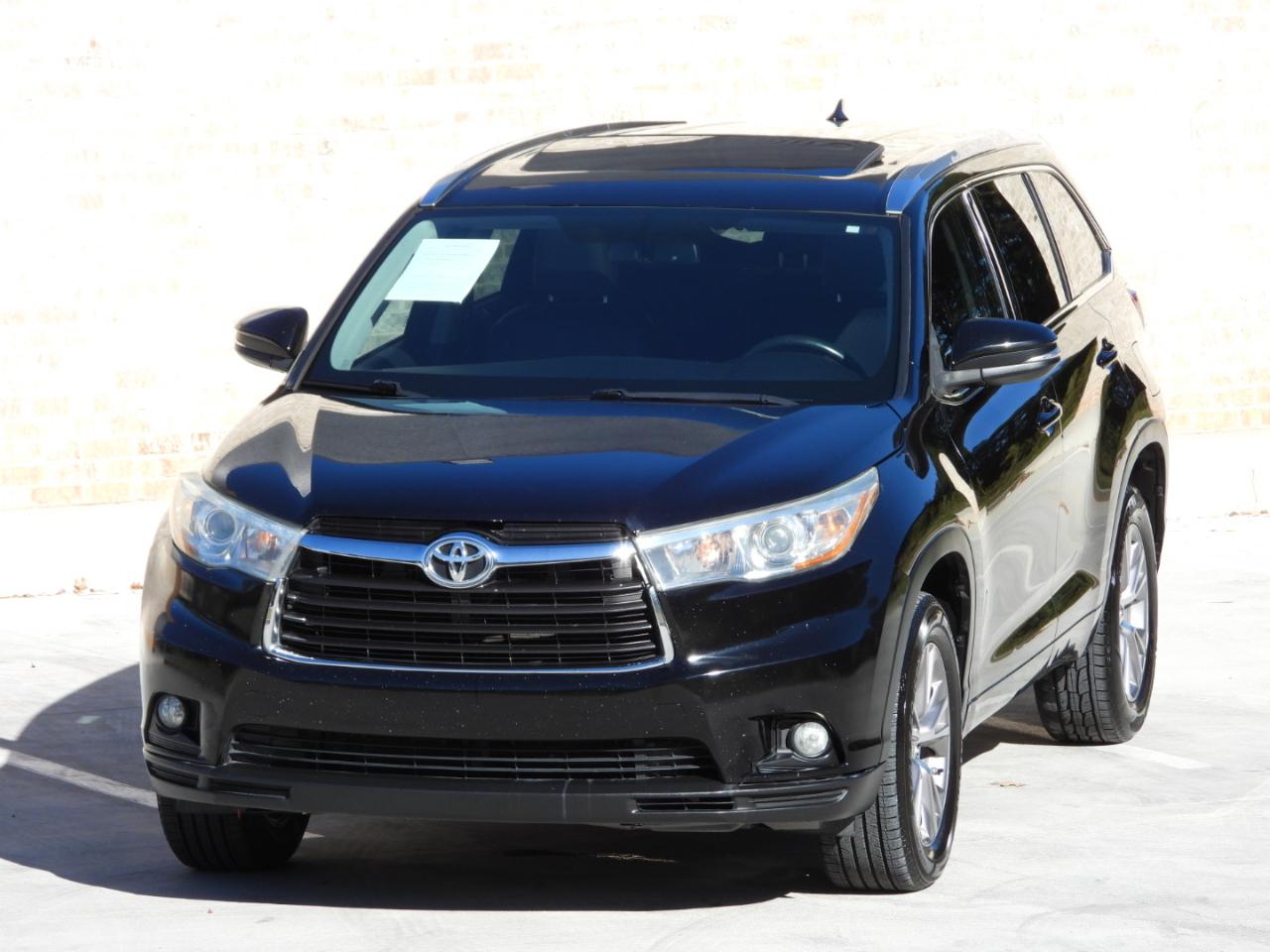 Toyota Highlander XLE FWD V6 2015