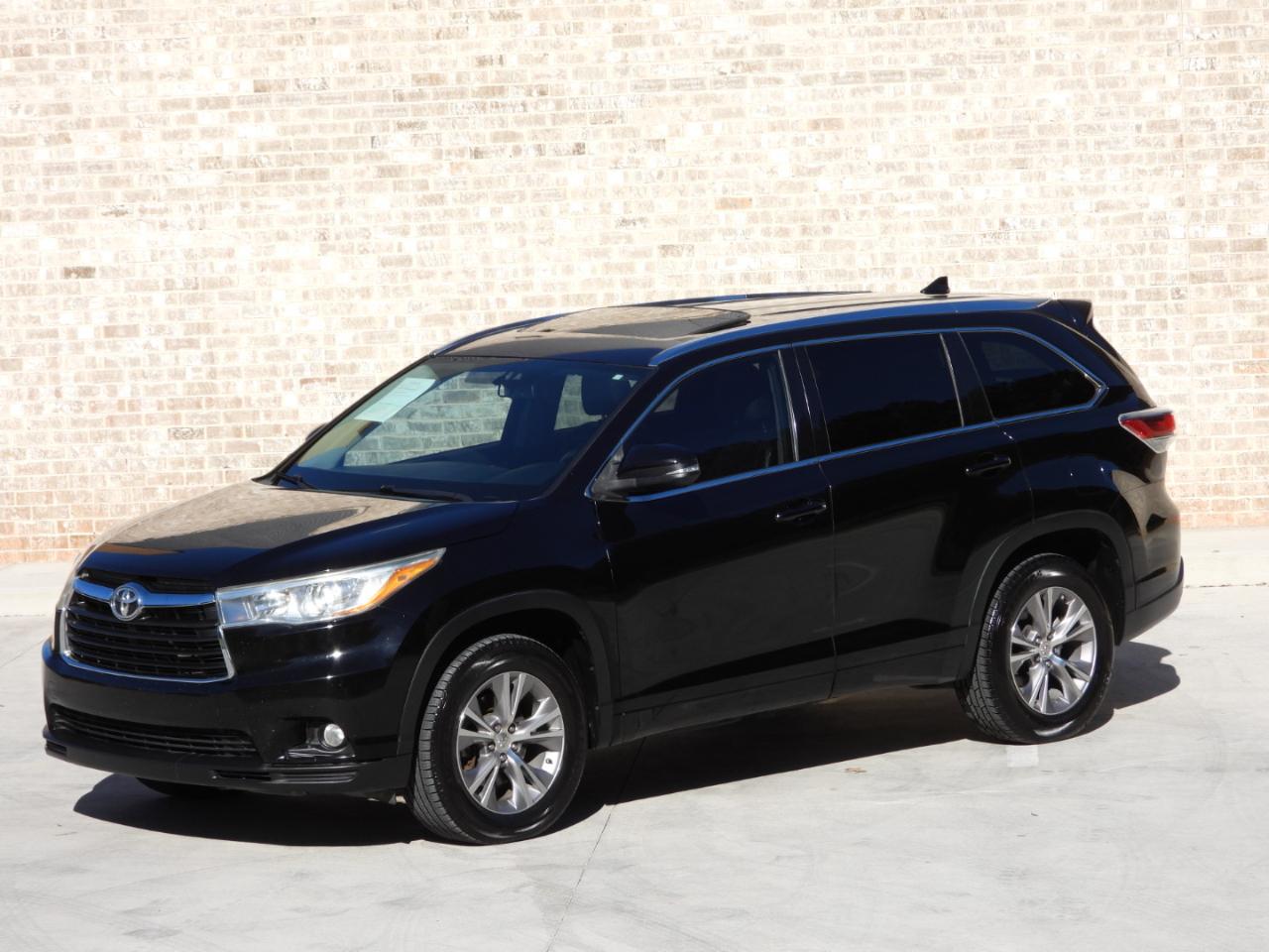 Toyota Highlander XLE FWD V6 2015