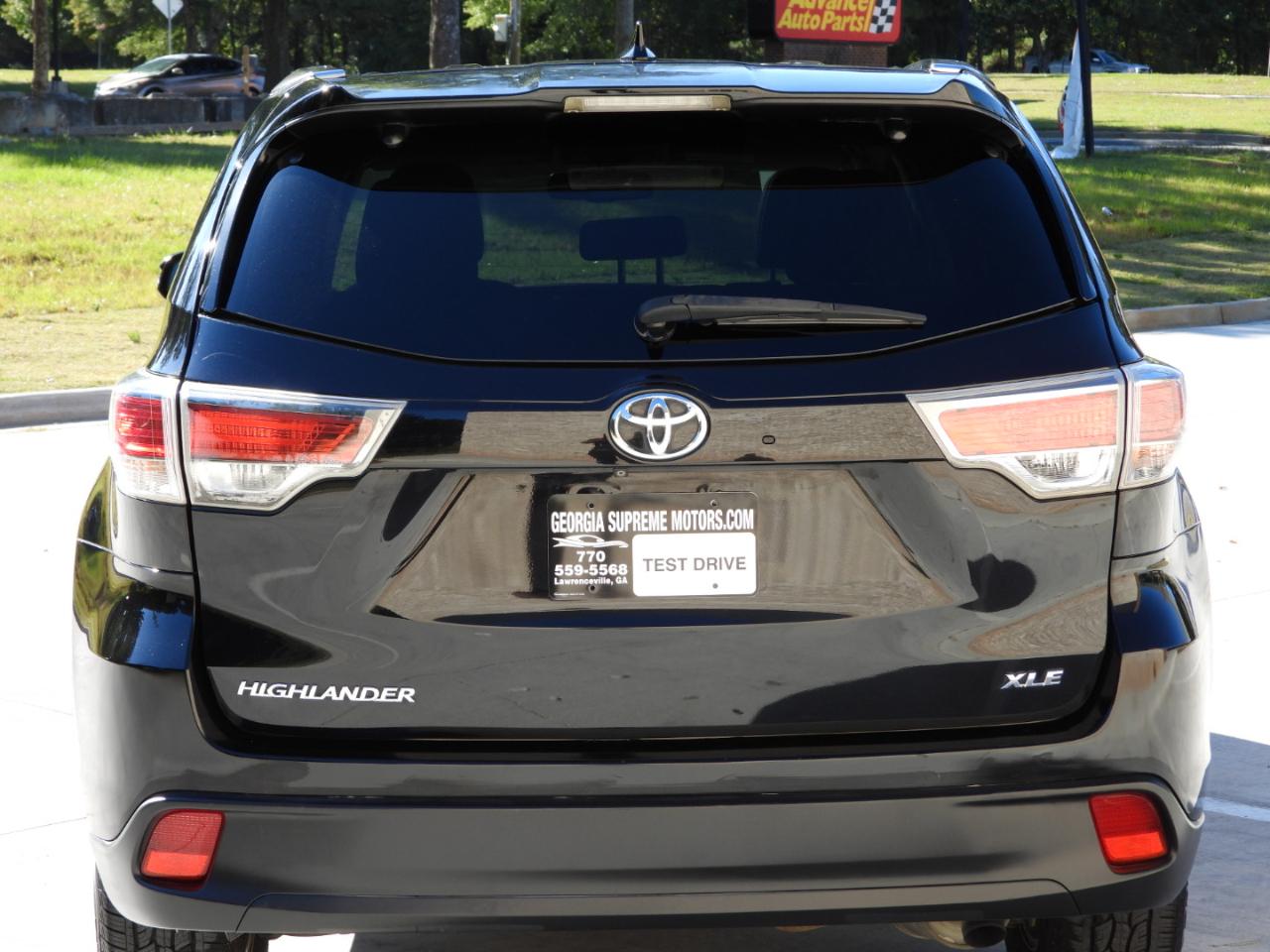 Toyota Highlander XLE FWD V6 2015