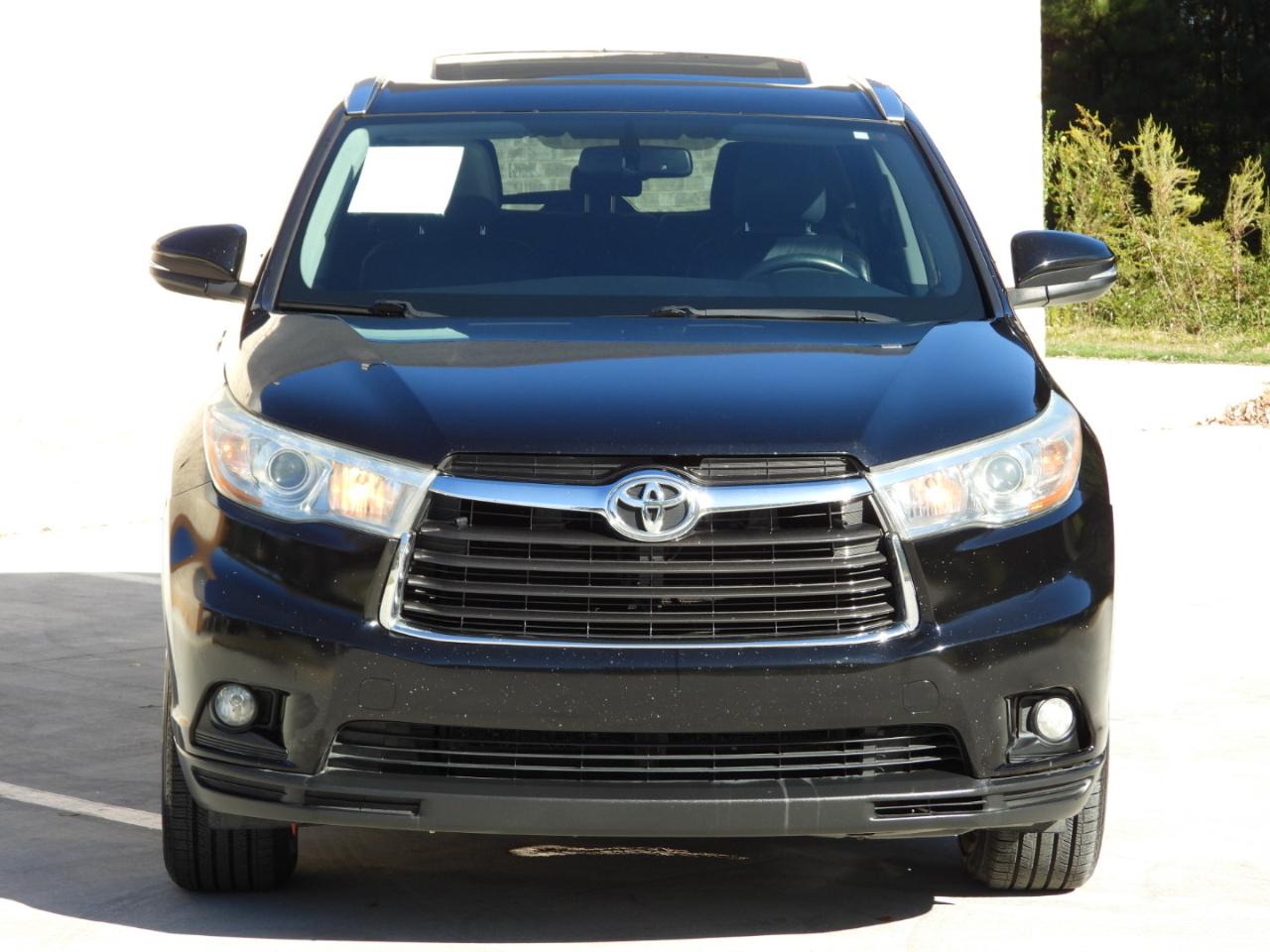 Toyota Highlander XLE FWD V6 2015