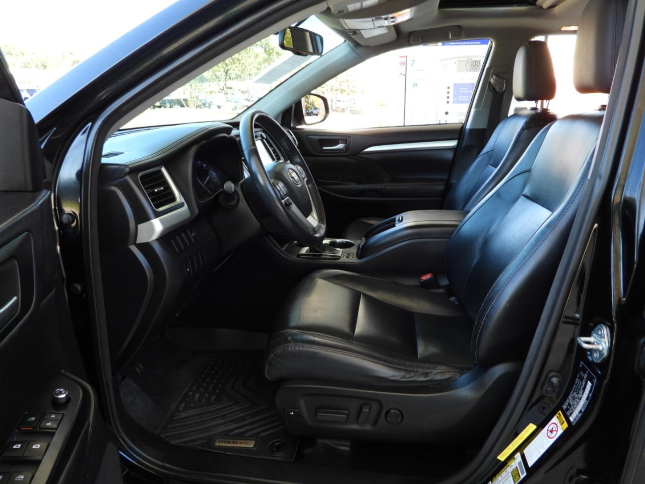 Toyota Highlander XLE FWD V6 2015