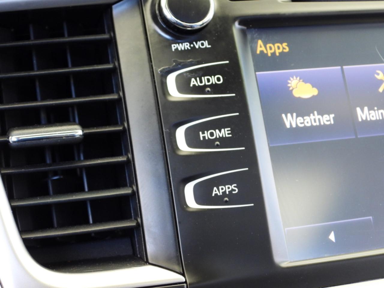 Toyota Highlander XLE FWD V6 2015