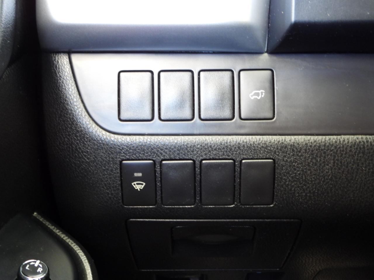 Toyota Highlander XLE FWD V6 2015