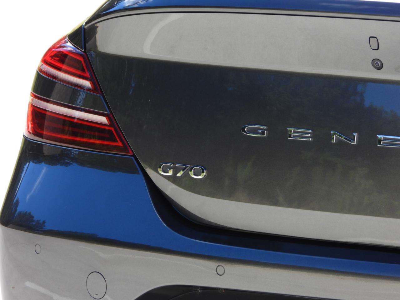 Genesis G70  2023