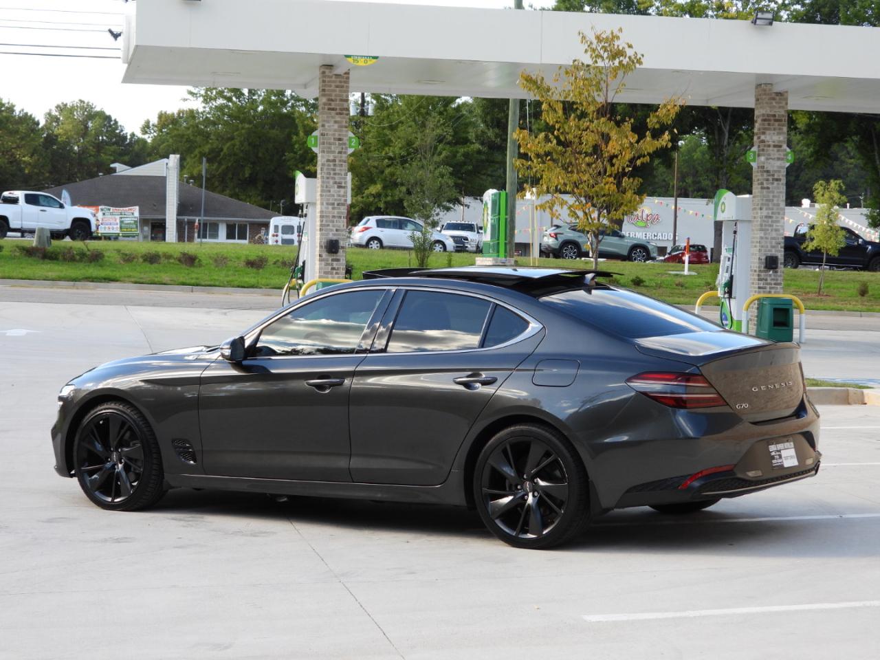 Genesis G70  2023