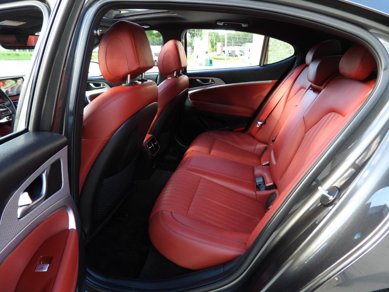 Genesis G70  2023