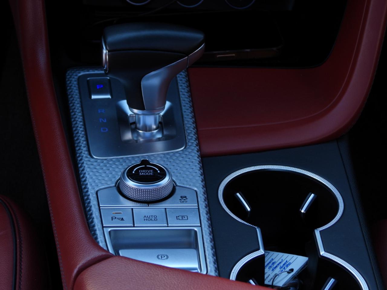 Genesis G70  2023