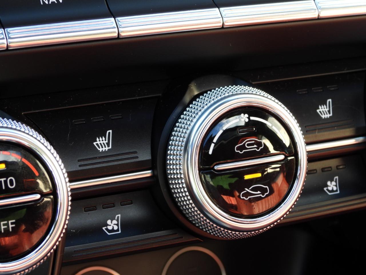 Genesis G70  2023