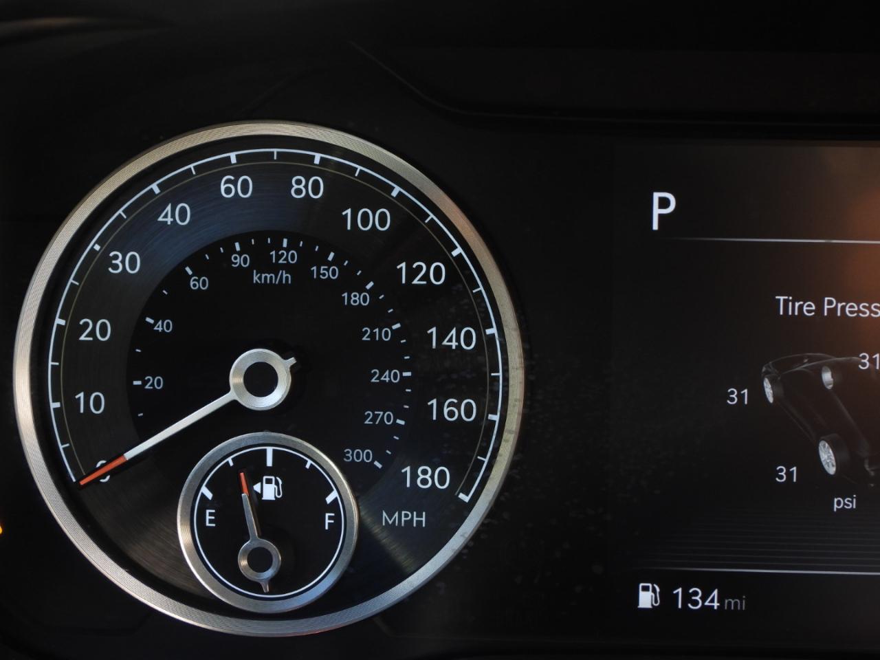 Genesis G70  2023