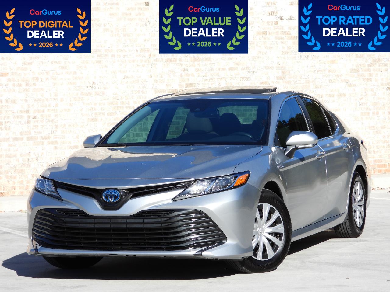 Toyota Camry Hybrid LE 2020