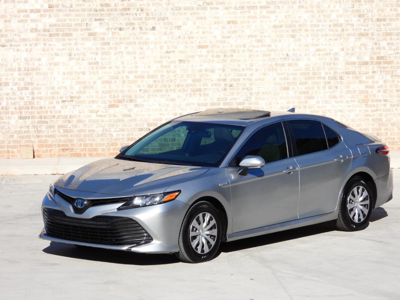 Toyota Camry Hybrid LE 2020