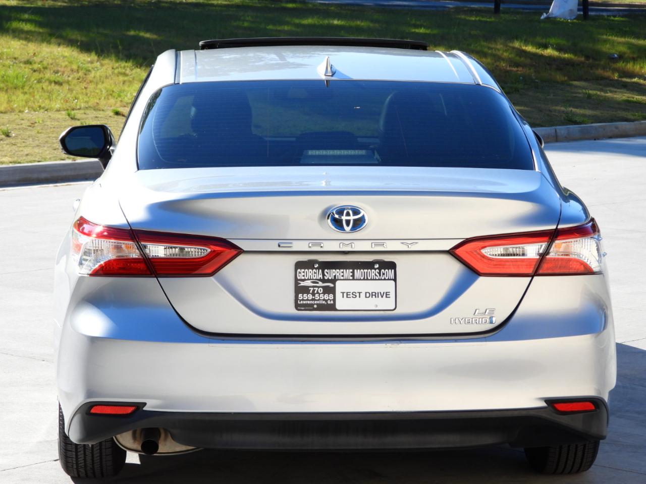 Toyota Camry Hybrid LE 2020