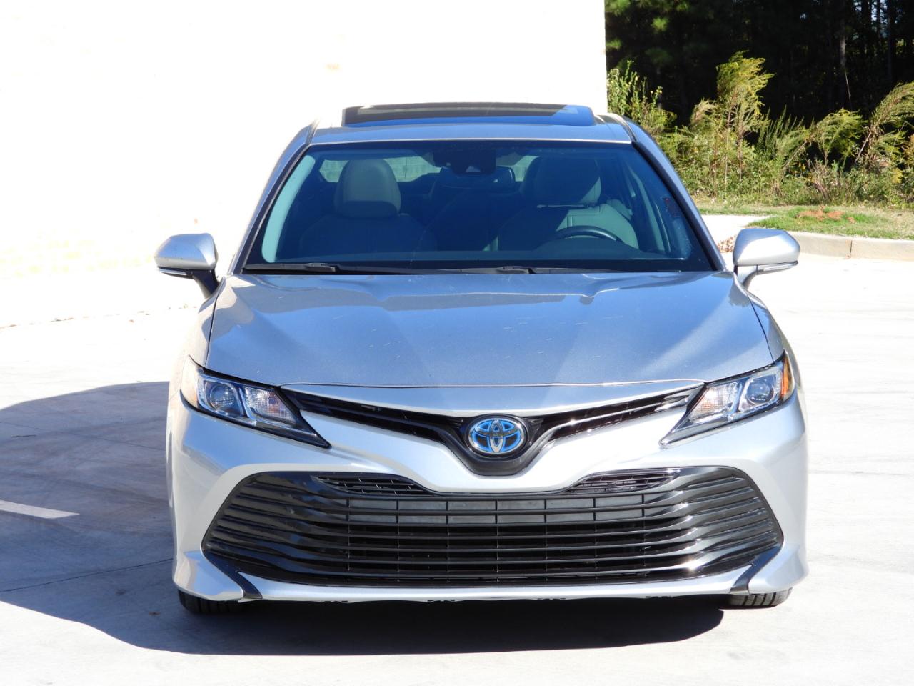 Toyota Camry Hybrid LE 2020