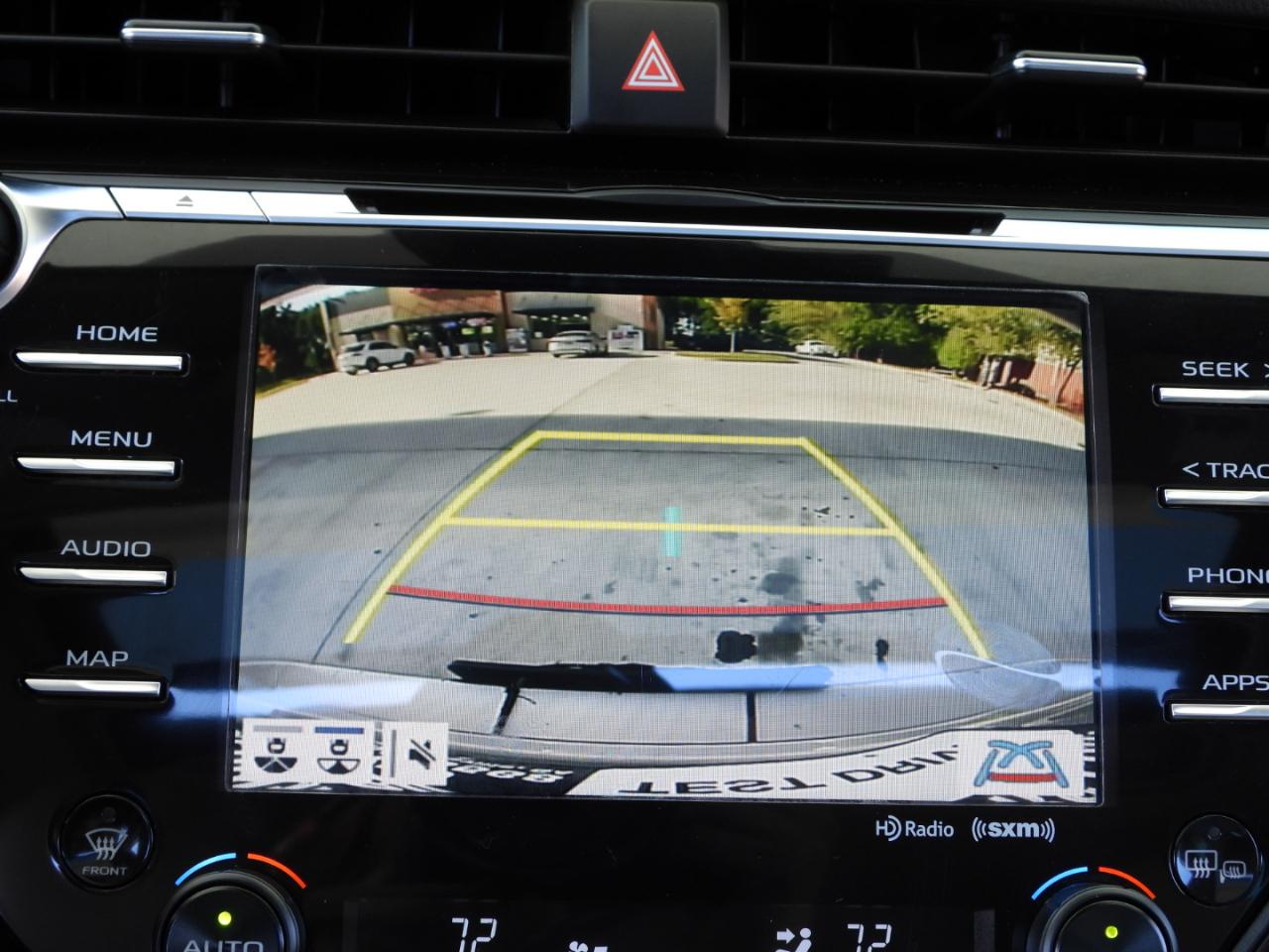Toyota Camry Hybrid LE 2020
