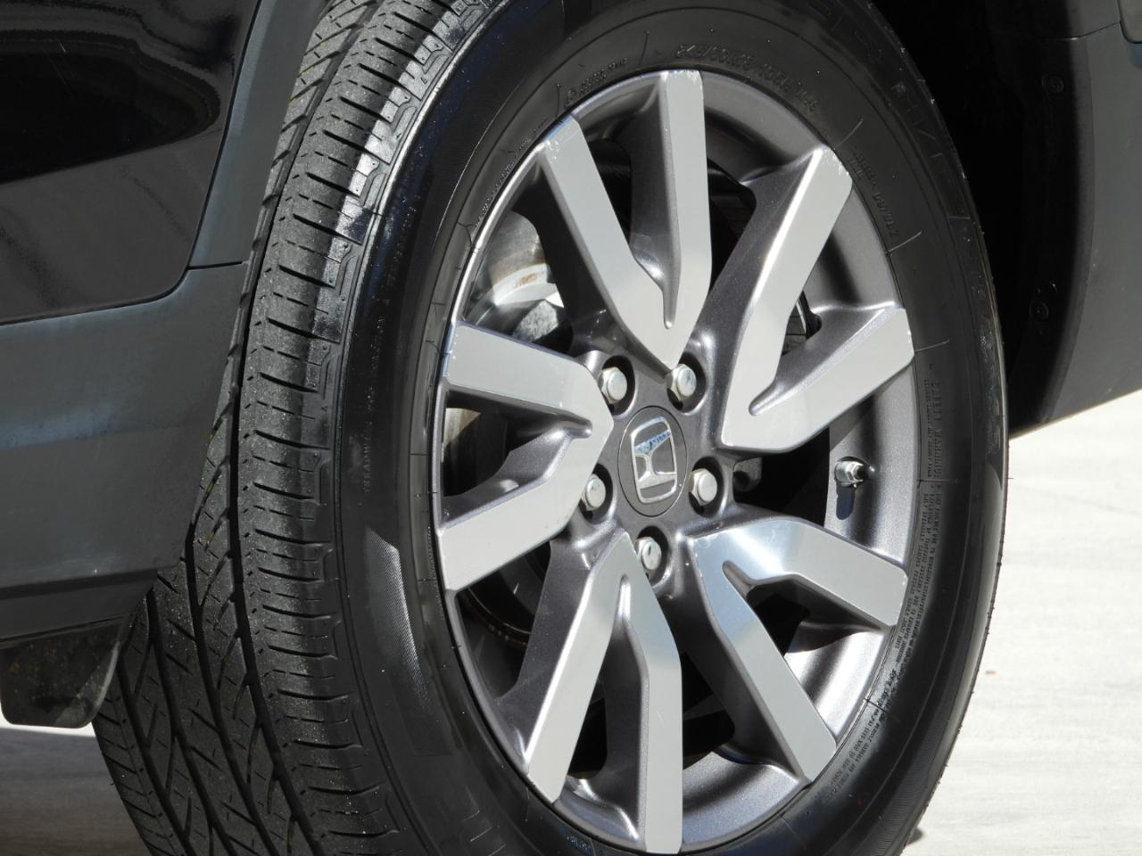 Honda Pilot photo 8
