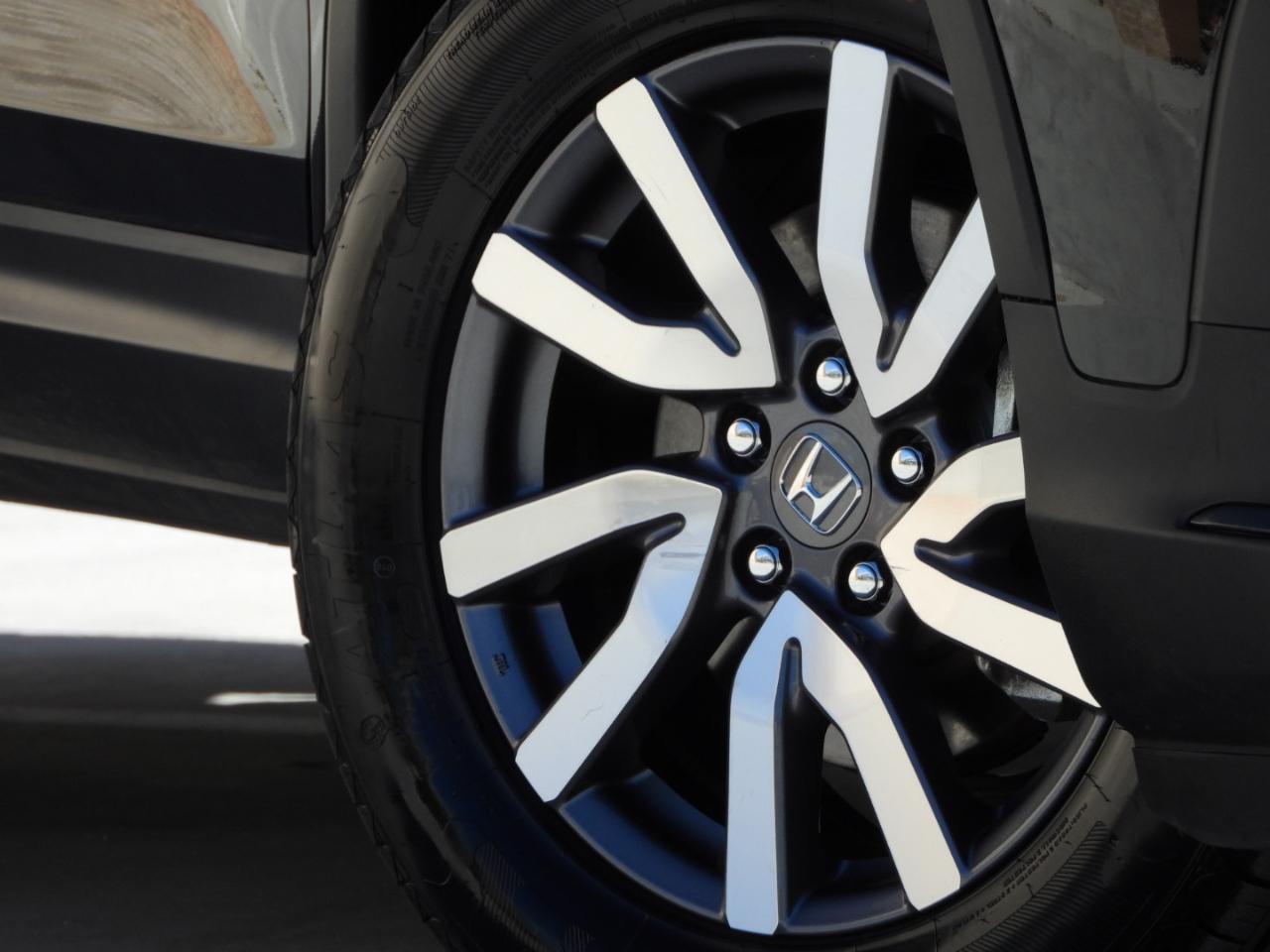 Honda Pilot photo 16
