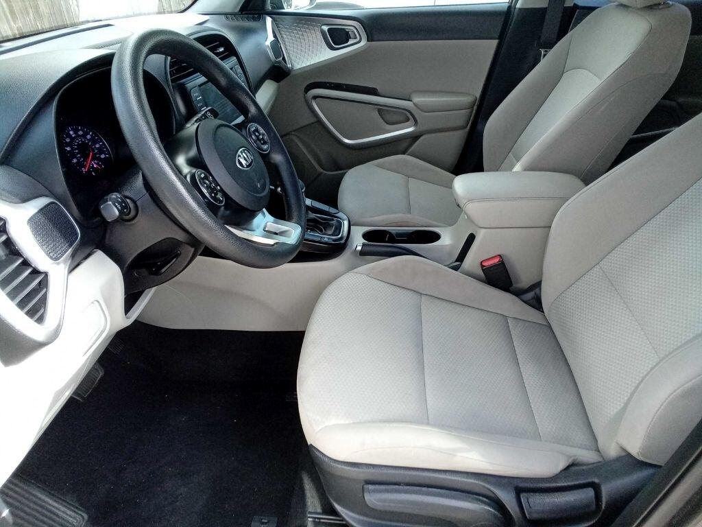 Kia Soul LX IVT 2020