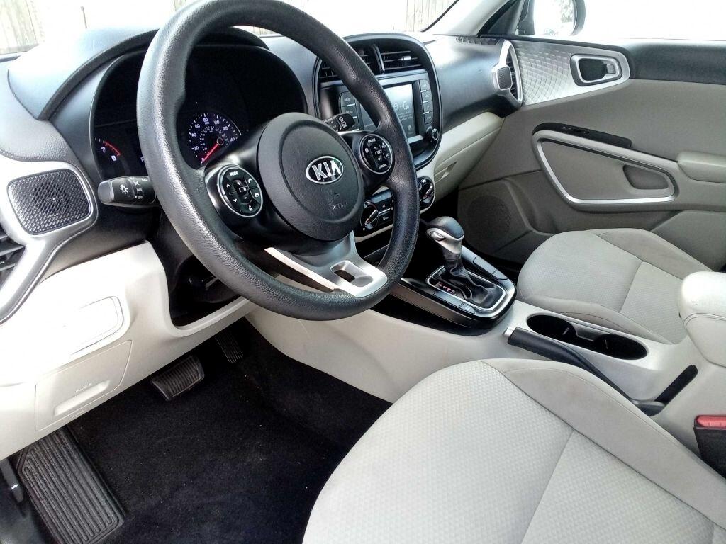 Kia Soul LX IVT 2020