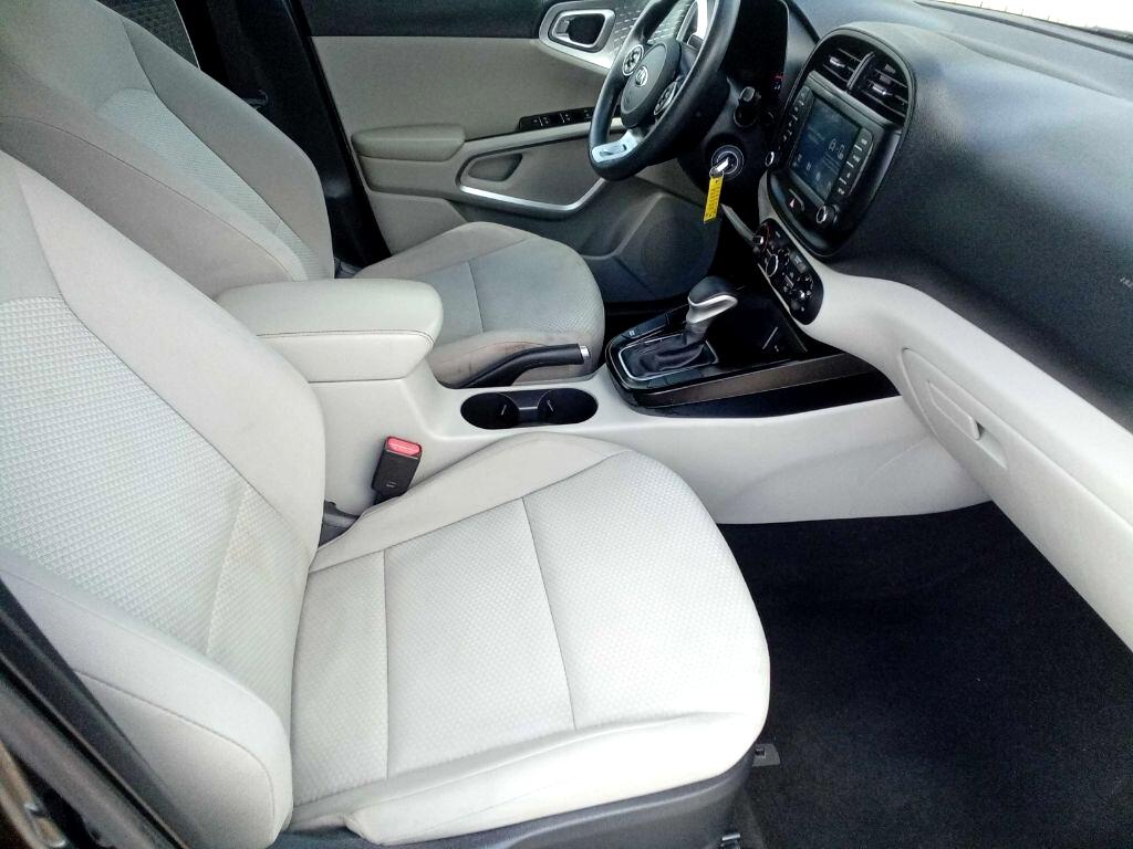 Kia Soul LX IVT 2020