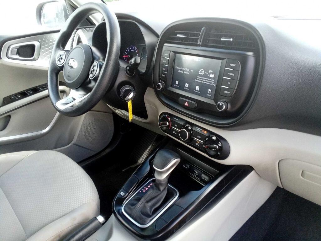 Kia Soul LX IVT 2020