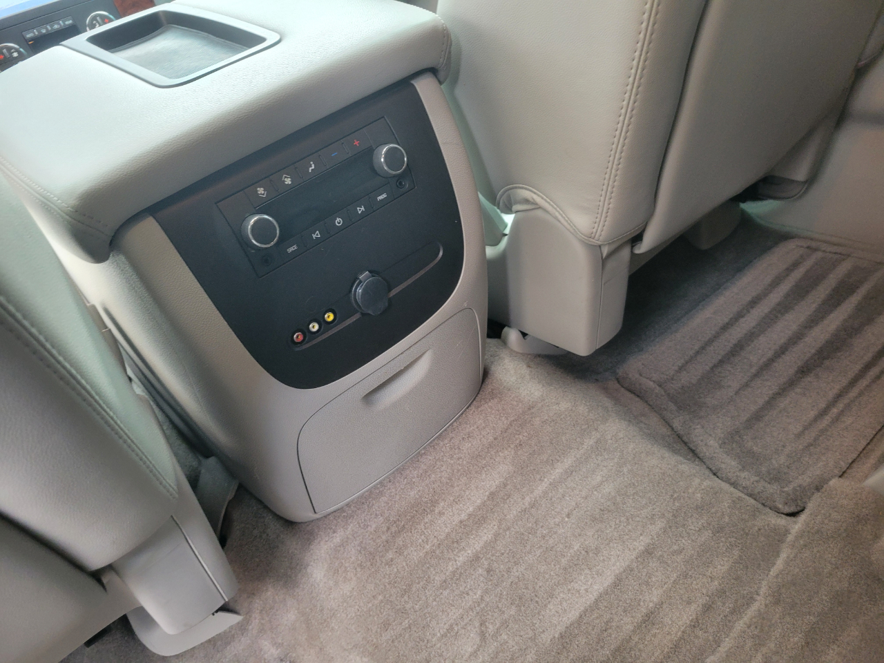 Chevrolet Tahoe LT 2WD 2013