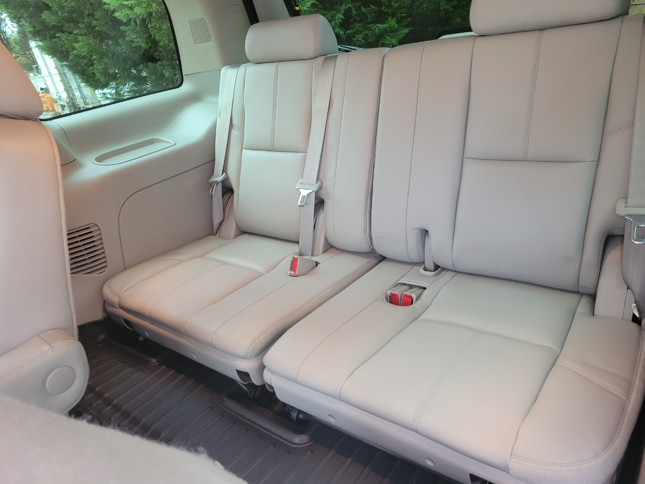 Chevrolet Tahoe LT 2WD 2013