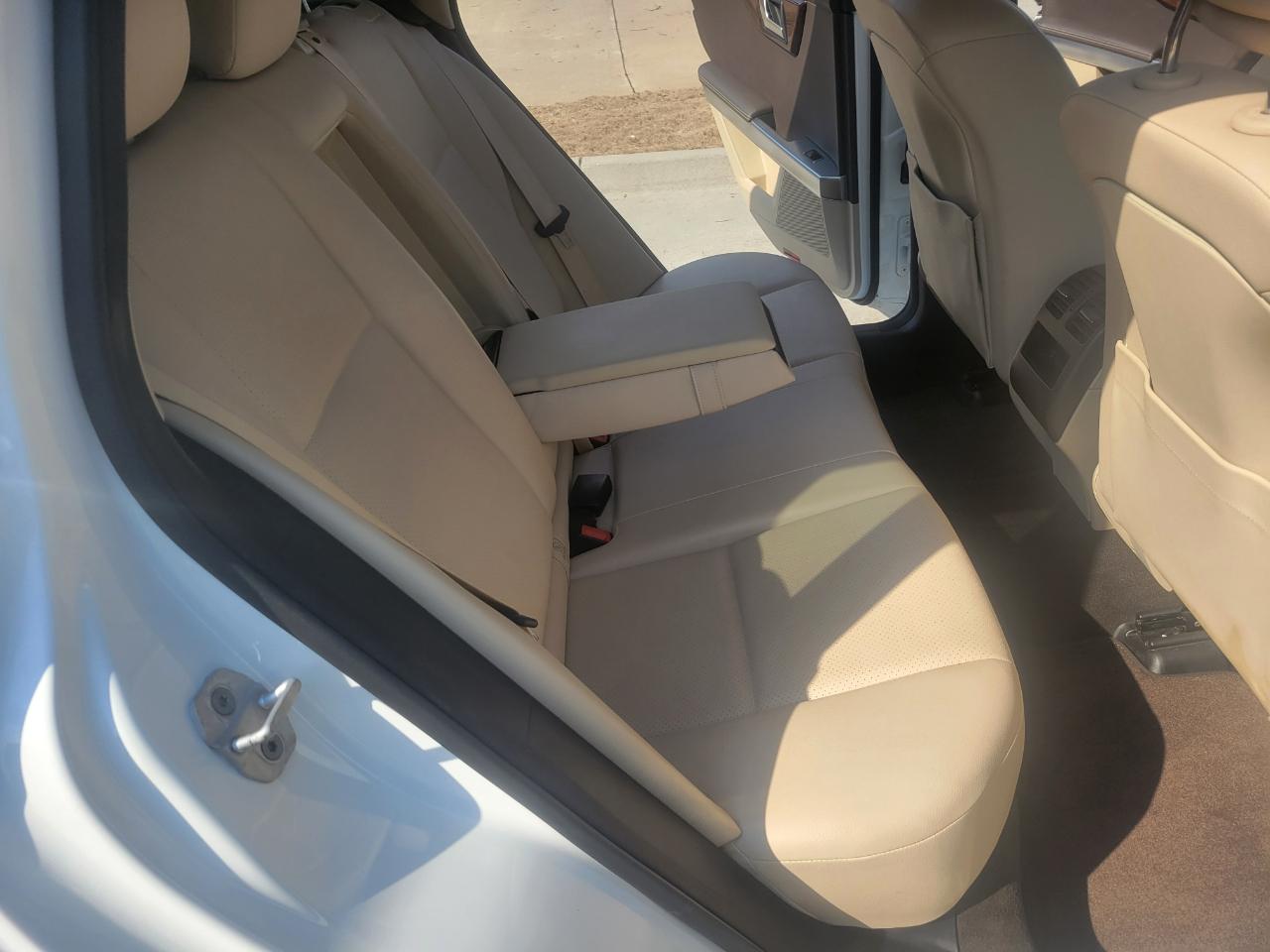 Mercedes-Benz GLK-Class GLK350 2014