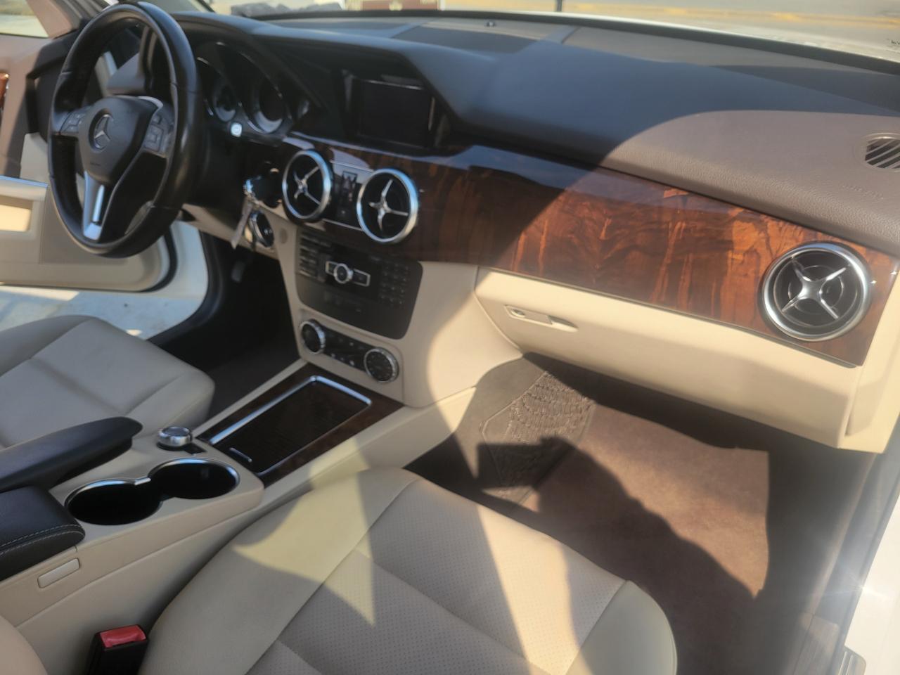 Mercedes-Benz GLK-Class GLK350 2014