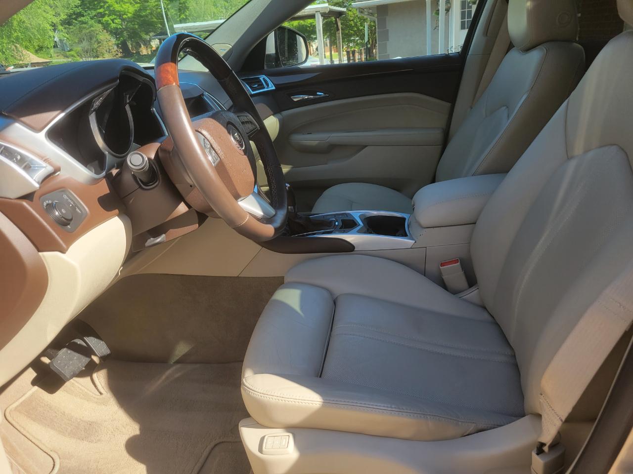 Cadillac SRX Performance Collection 2011