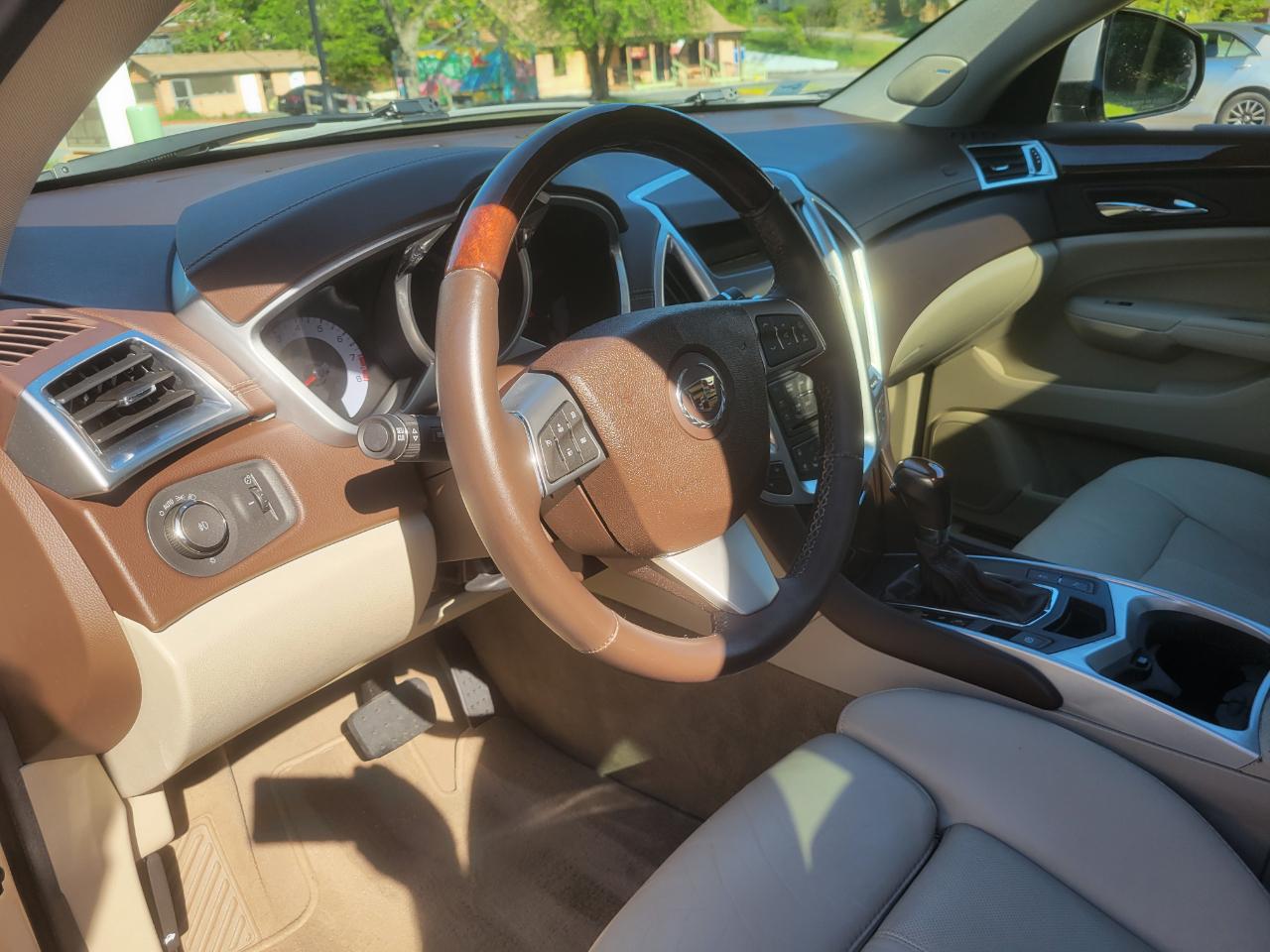 Cadillac SRX Performance Collection 2011