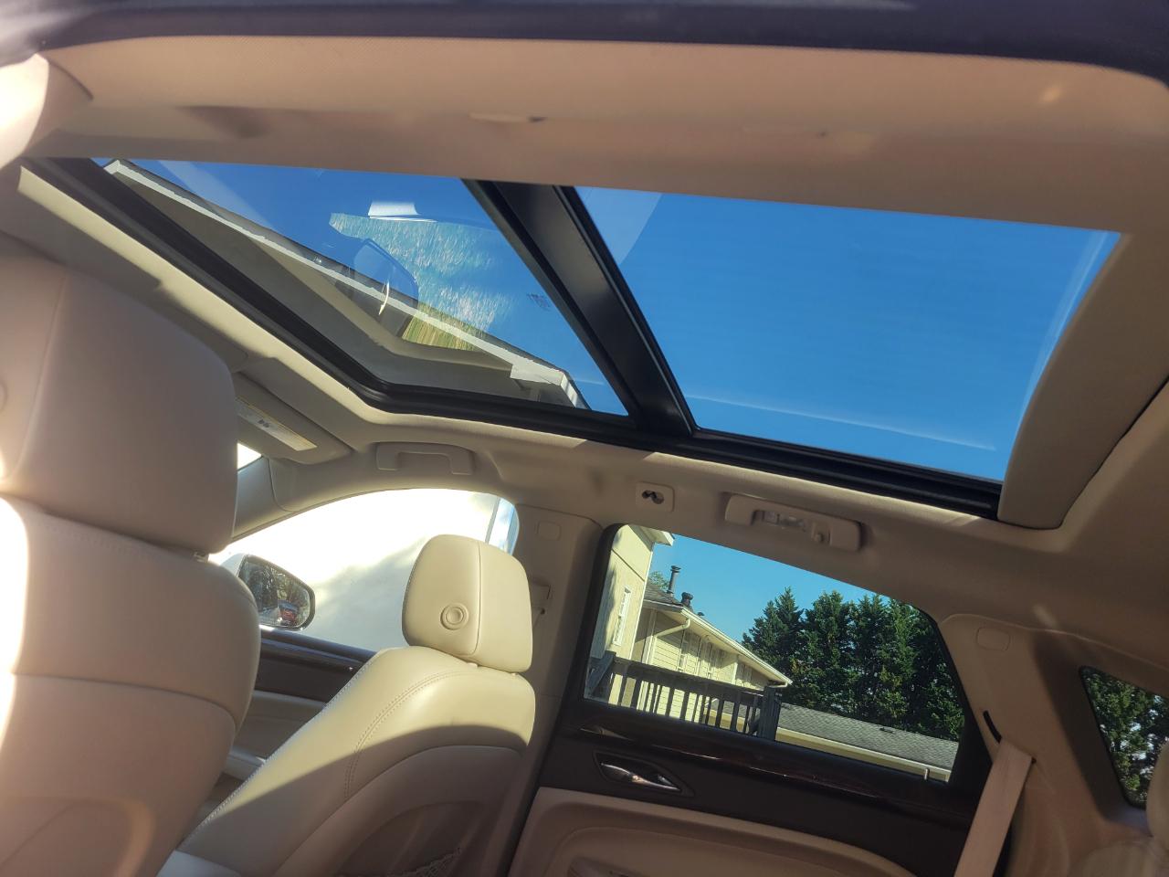 Cadillac SRX Performance Collection 2011