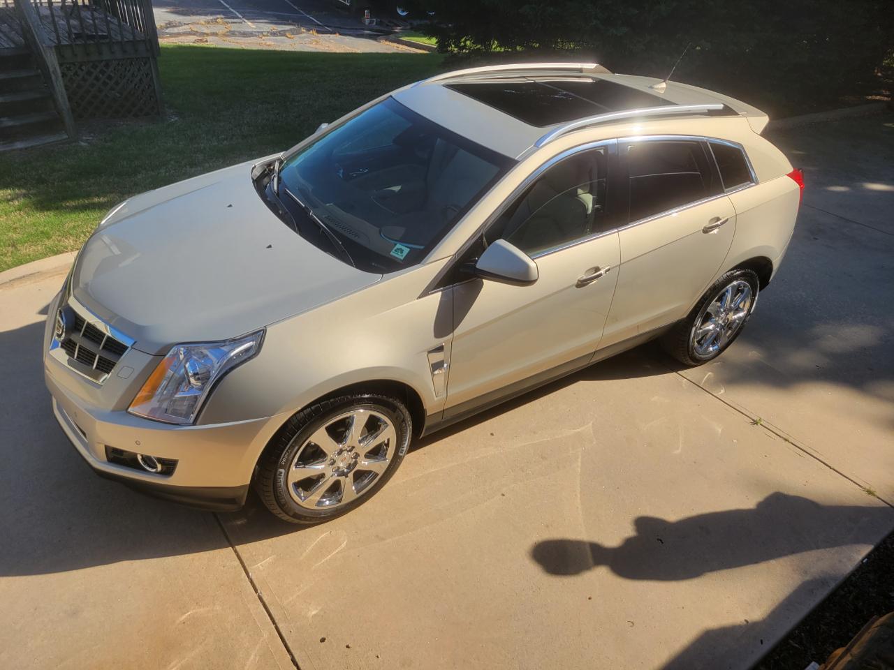 Cadillac SRX Performance Collection 2011