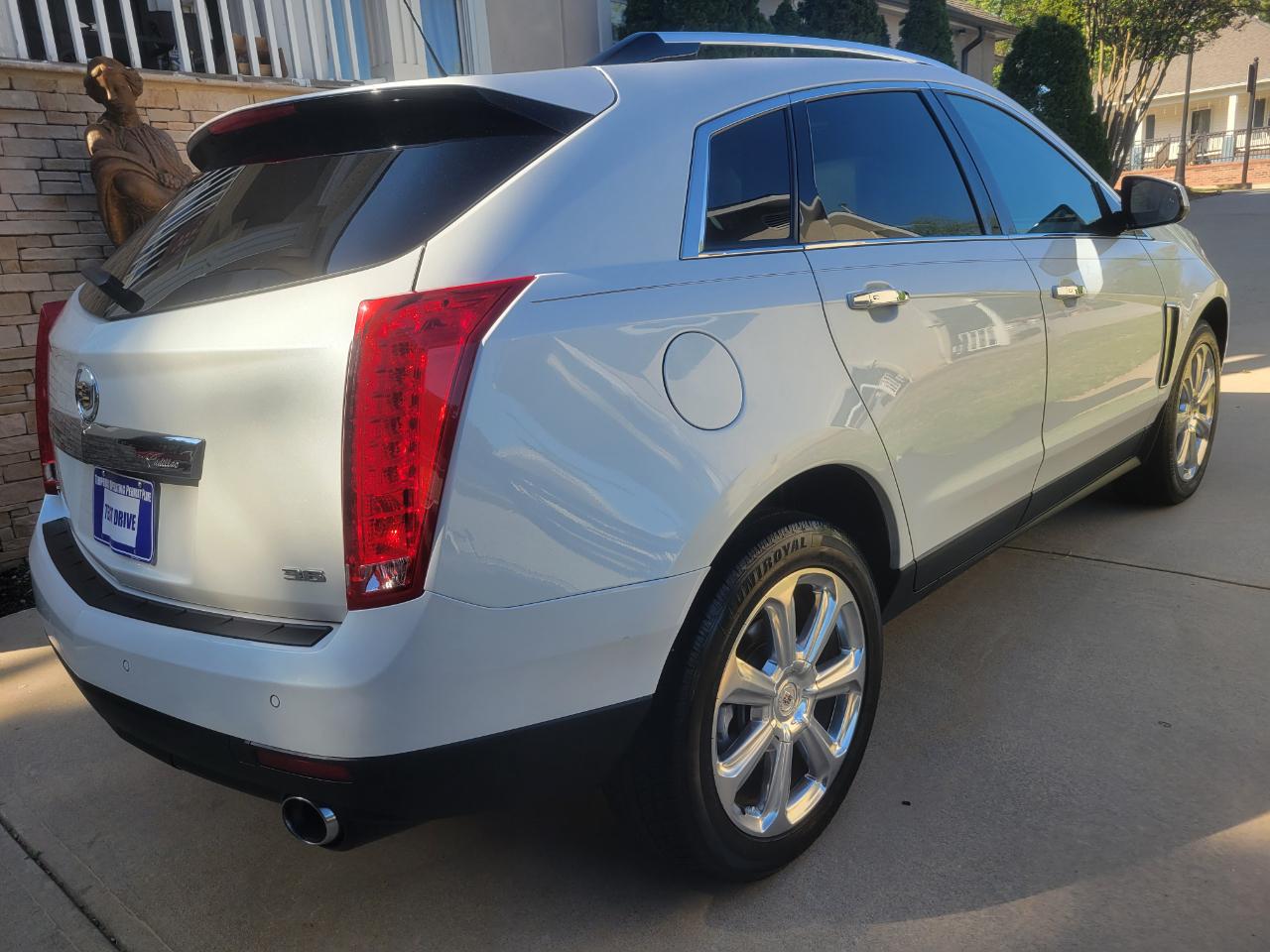 Cadillac SRX Performance Collection FWD 2016