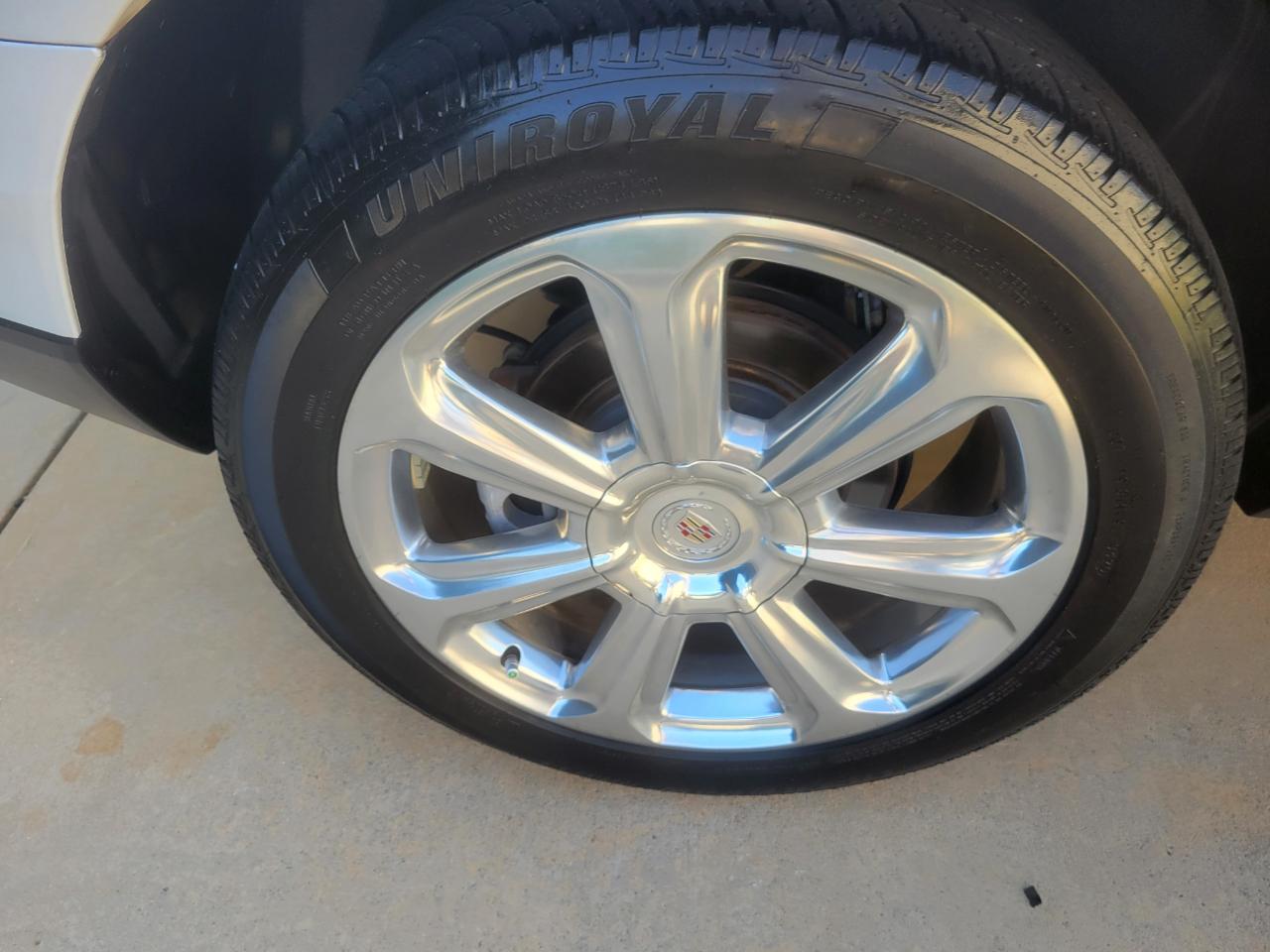 Cadillac SRX Performance Collection FWD 2016