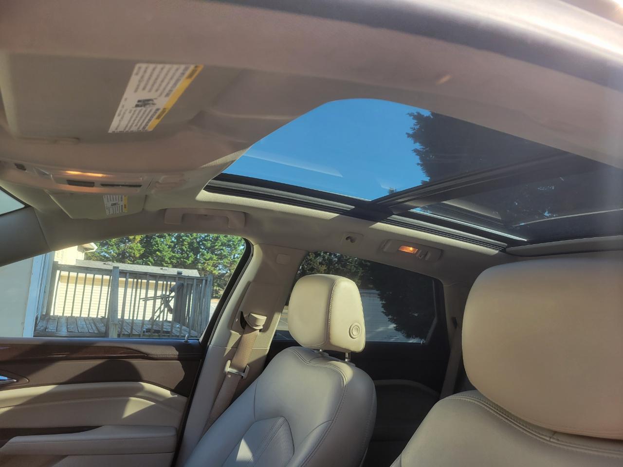 Cadillac SRX Performance Collection FWD 2016