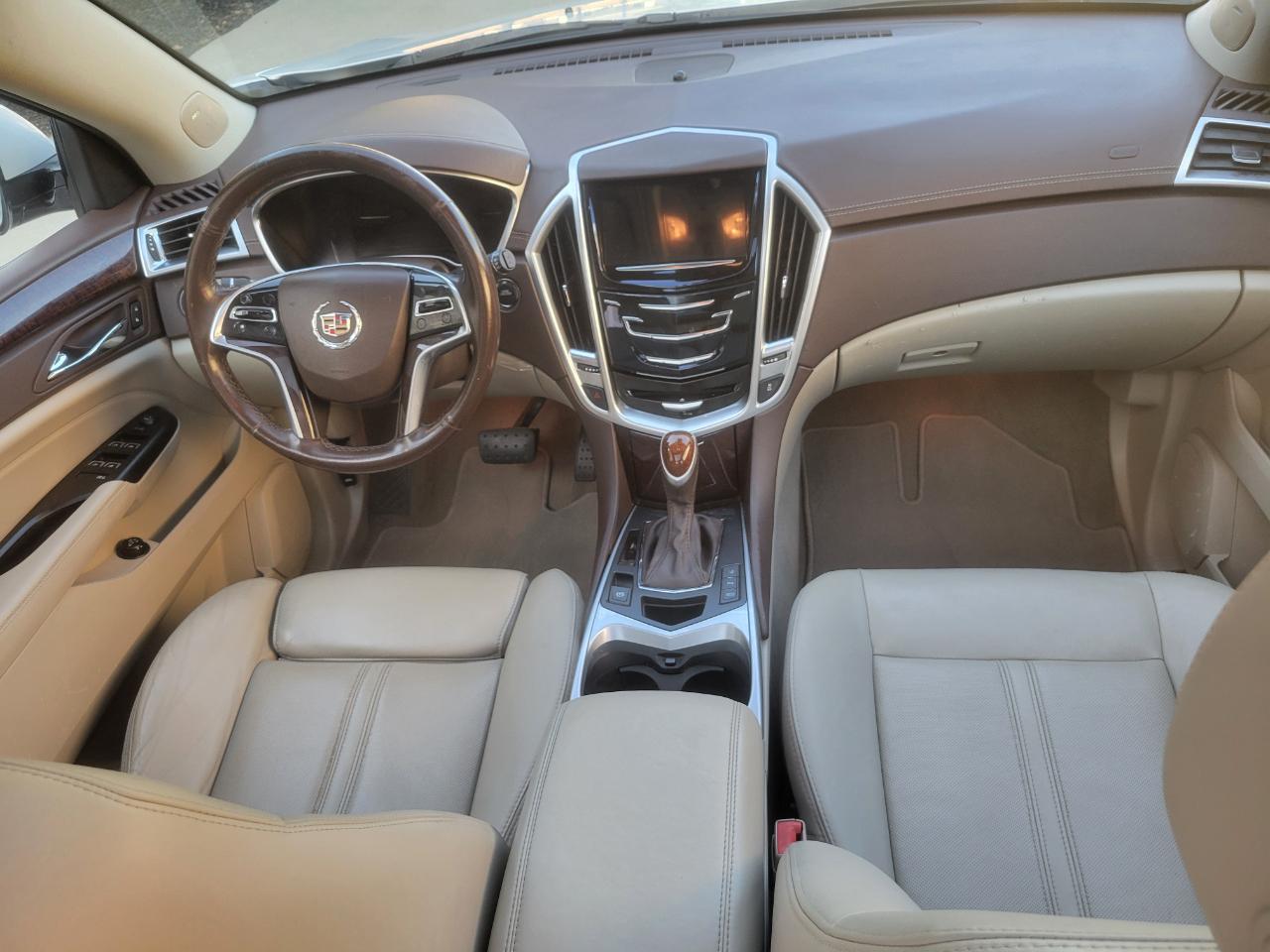 Cadillac SRX Performance Collection FWD 2016