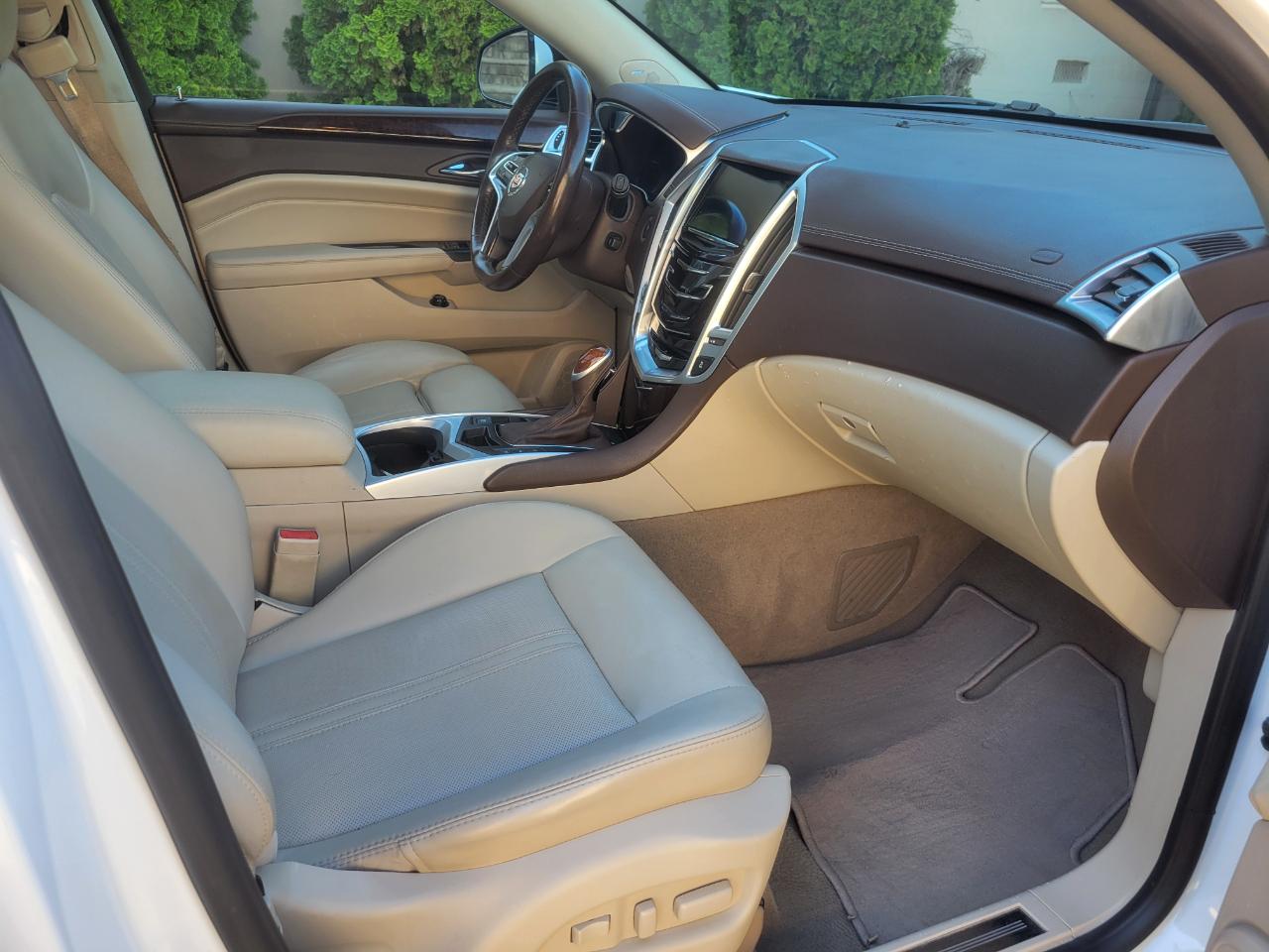 Cadillac SRX Performance Collection FWD 2016