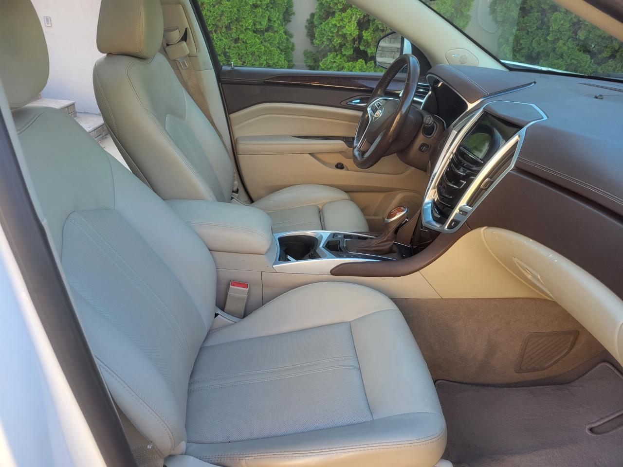 Cadillac SRX Performance Collection FWD 2016