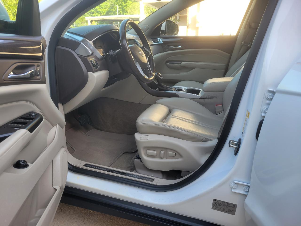 Cadillac SRX Performance Collection FWD 2016