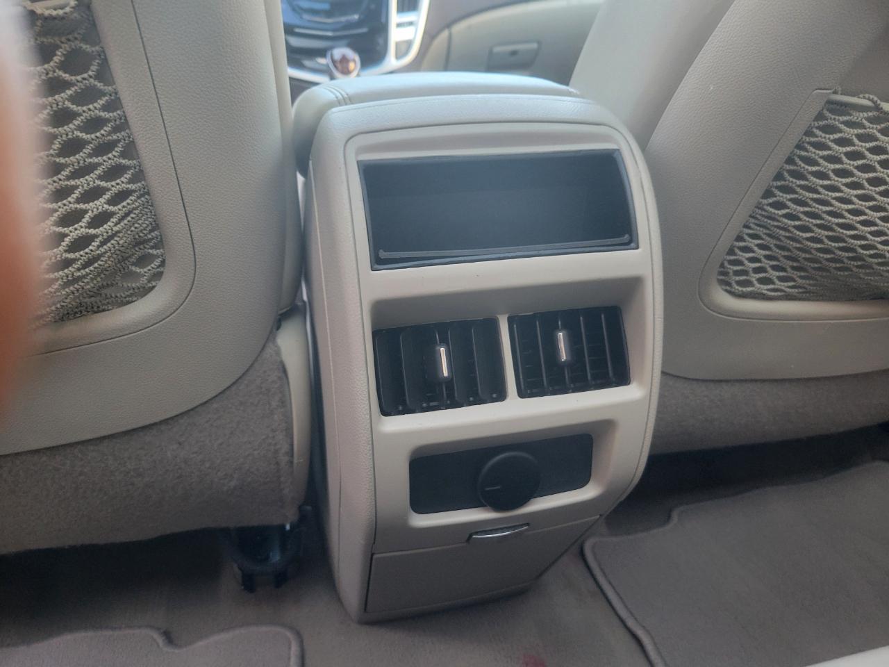 Cadillac SRX Performance Collection FWD 2016