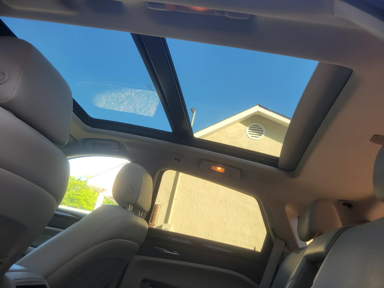 Cadillac SRX Performance Collection FWD 2016