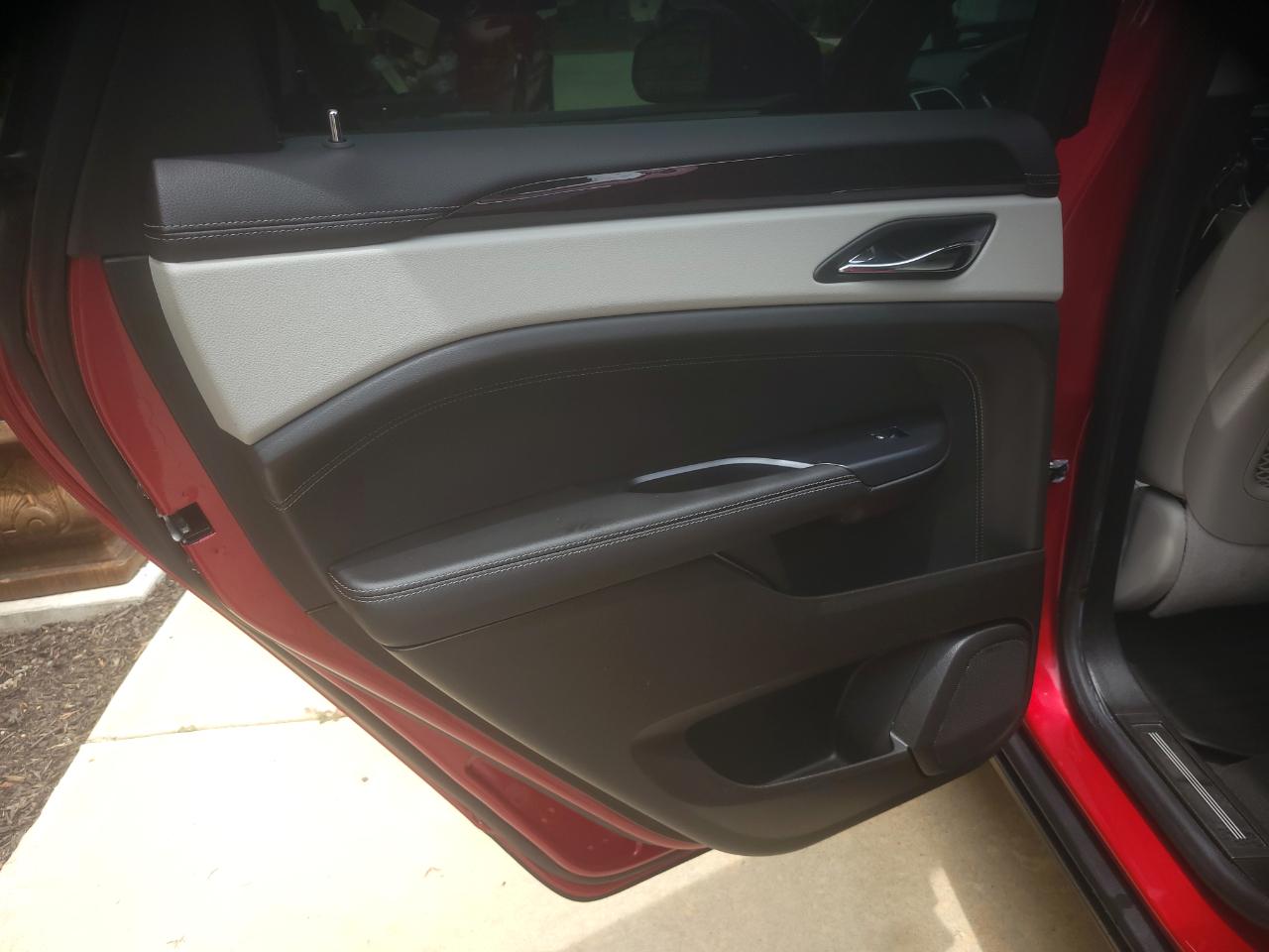 Cadillac SRX Luxury Collection FWD 2014