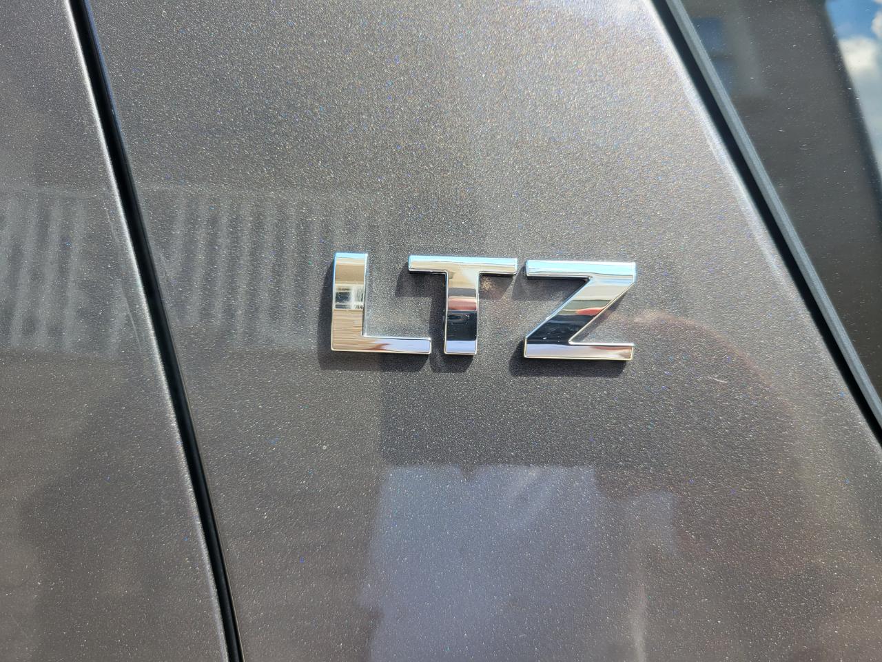 Chevrolet Tahoe LTZ 2WD 2010