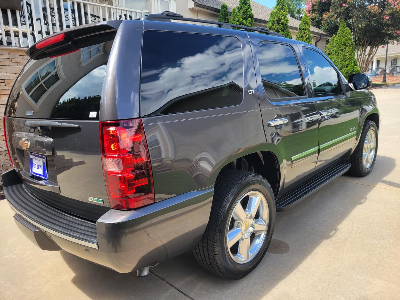 Chevrolet Tahoe LTZ 2WD 2010