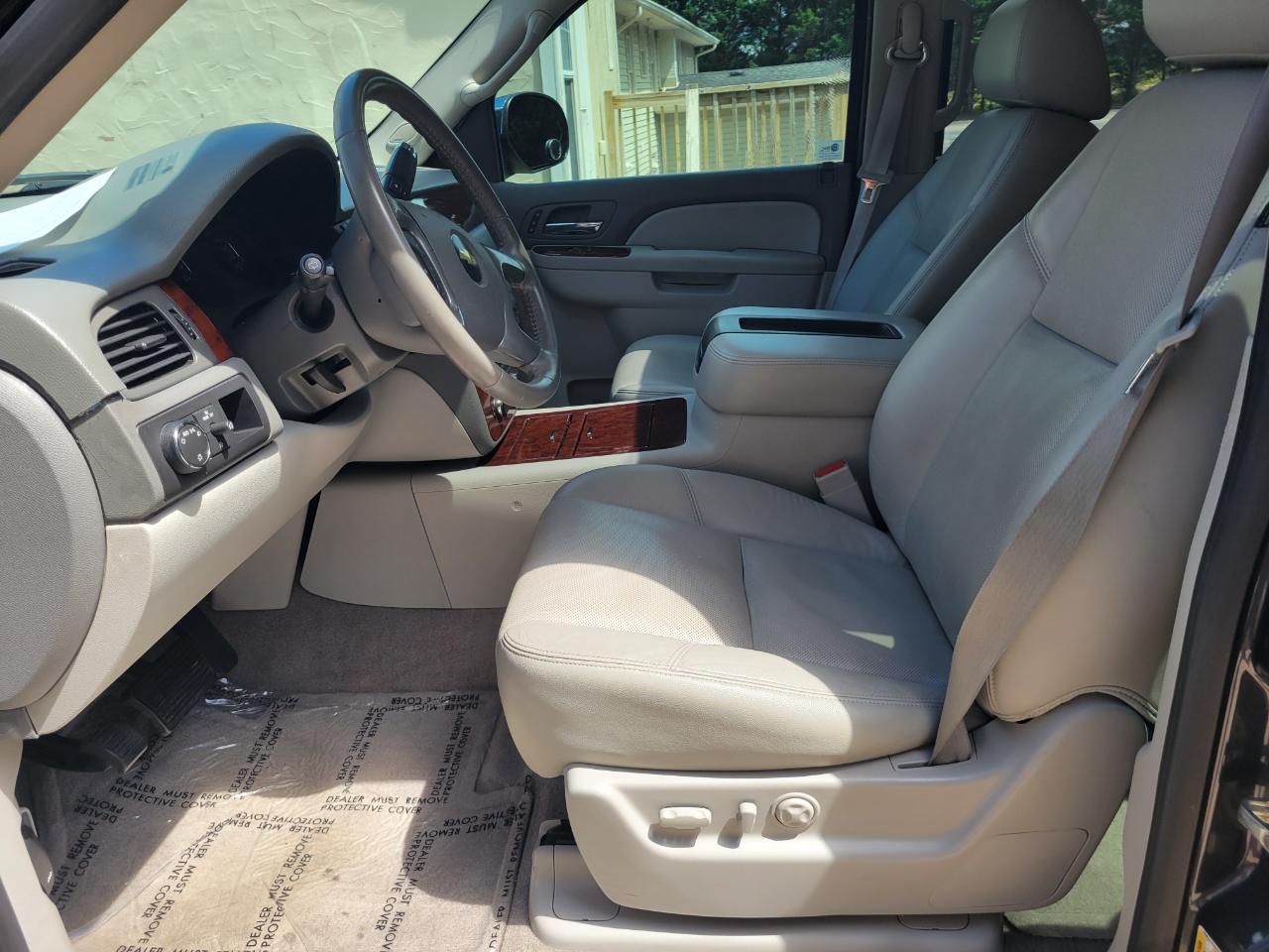 Chevrolet Tahoe LTZ 2WD 2010