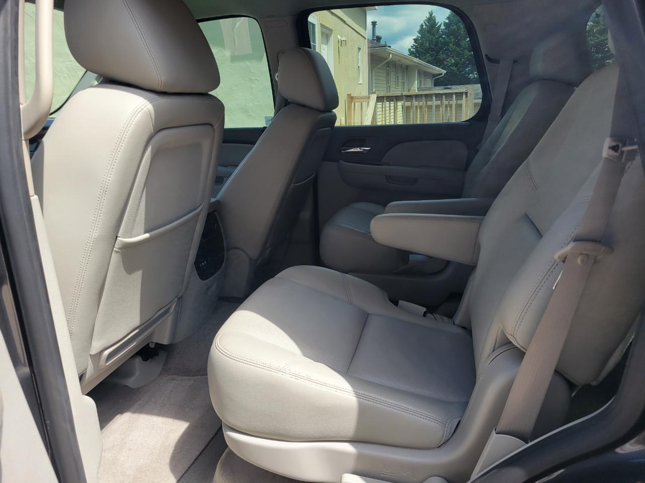 Chevrolet Tahoe LTZ 2WD 2010