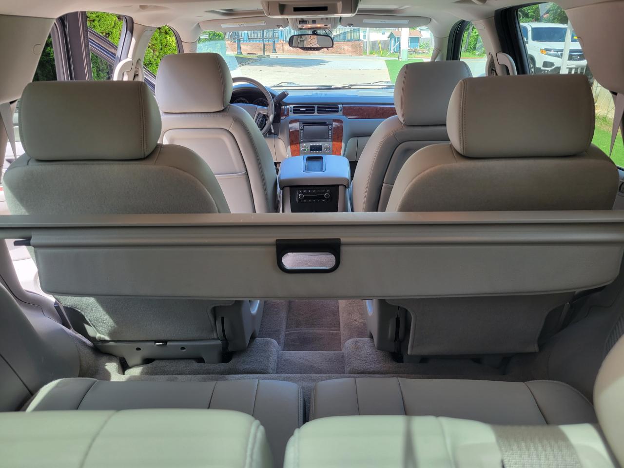Chevrolet Tahoe LTZ 2WD 2010