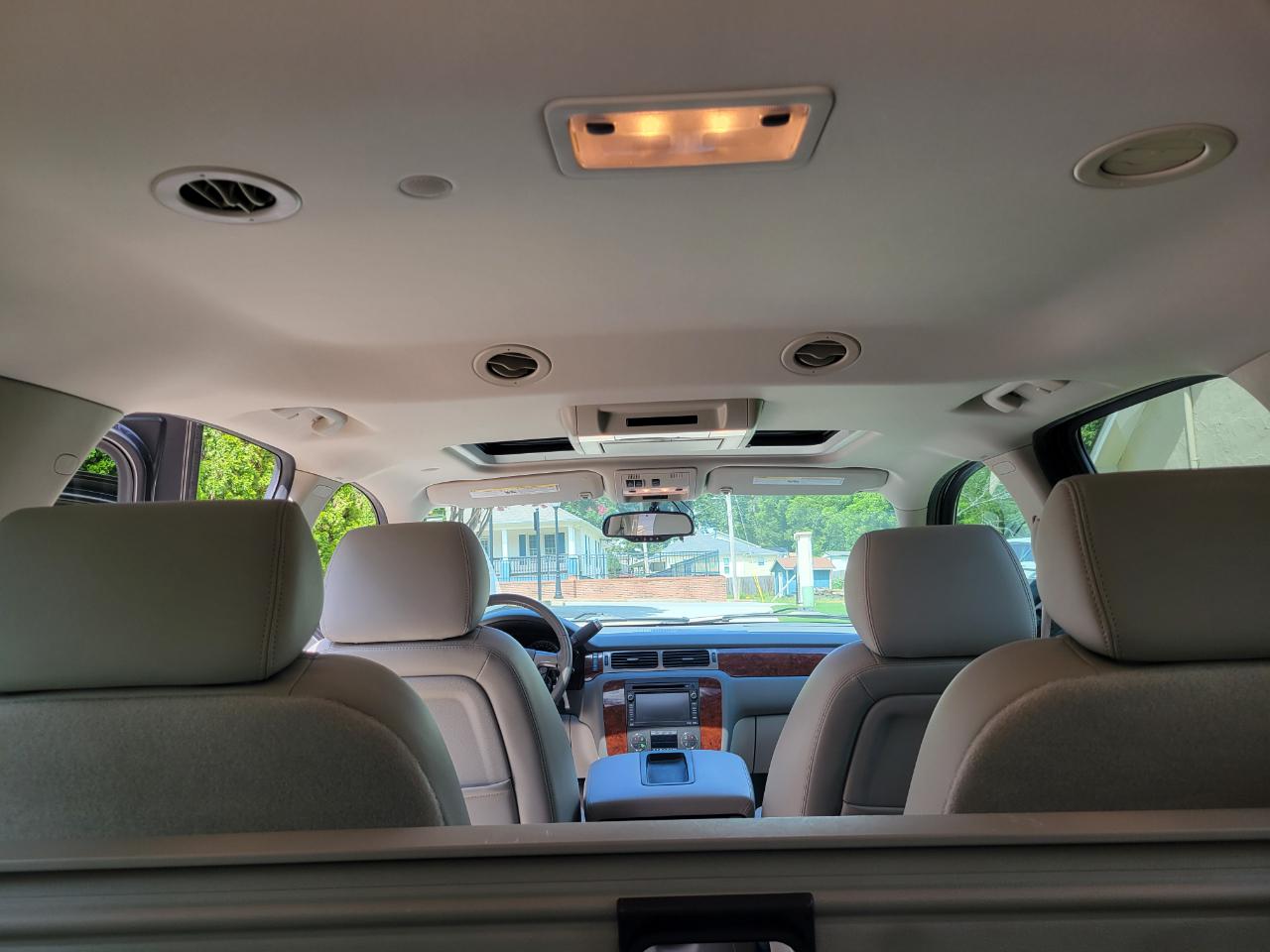 Chevrolet Tahoe LTZ 2WD 2010
