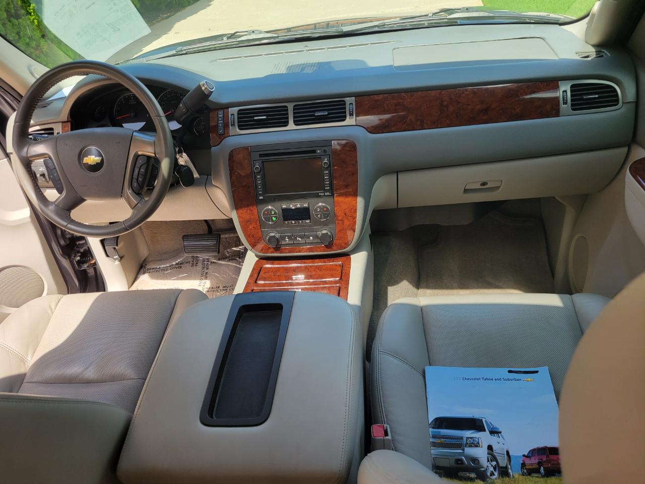 Chevrolet Tahoe LTZ 2WD 2010