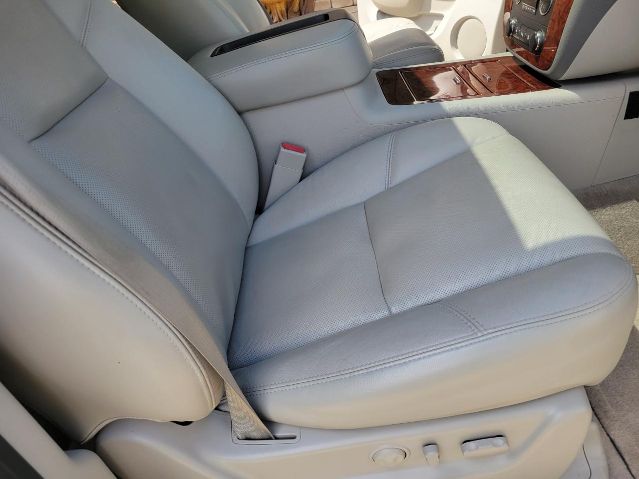 Chevrolet Tahoe LTZ 2WD 2010